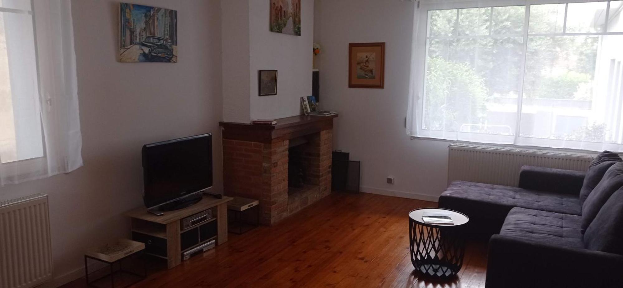Indépendant. Appartement deux personnes, clair et sympa. Toulouse Extérieur photo